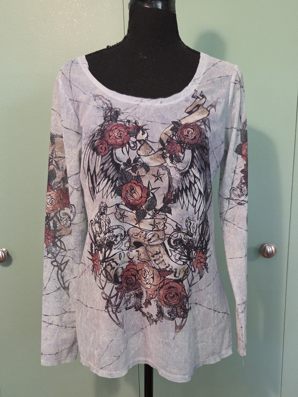 Rock & Republic Mesh Sheer Long Sleeve Floral Wing Top Dize Medium